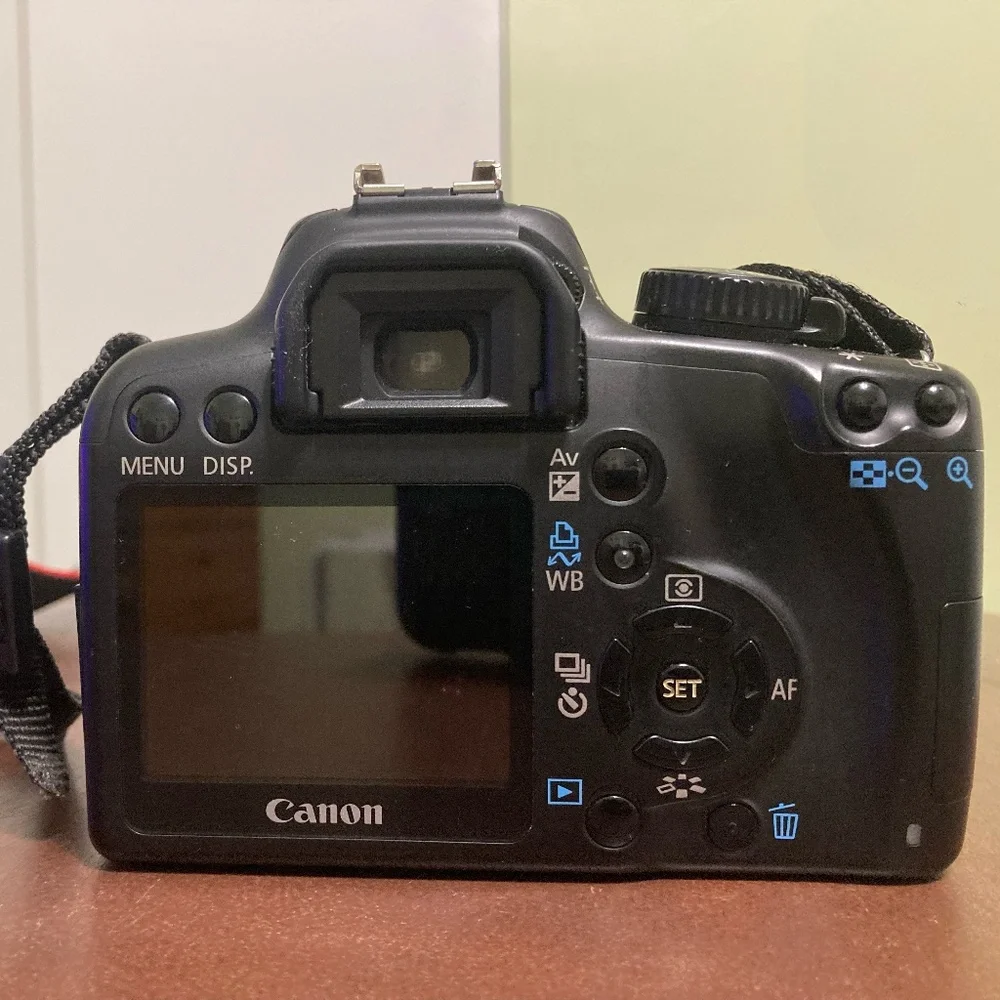 Canon EOS Rebel XS